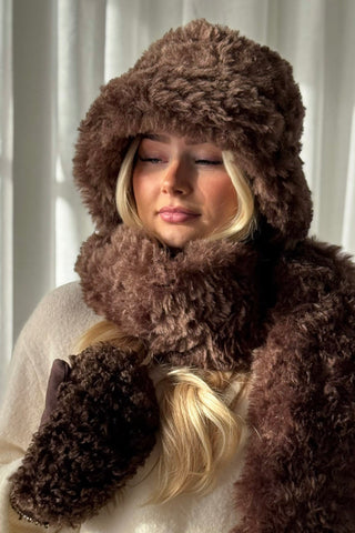 Fluffy bucket hattu, coffee