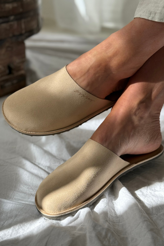 BYPIAS Palma pistokkaat, nude