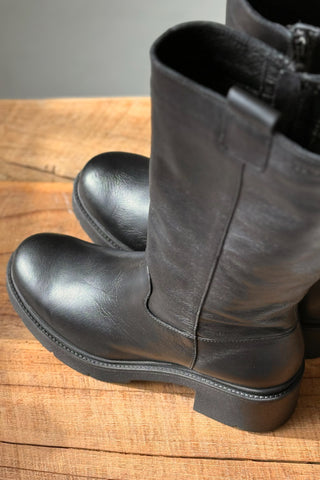 Jill bootsit, musta