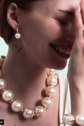 Kate korvakorut, pearl