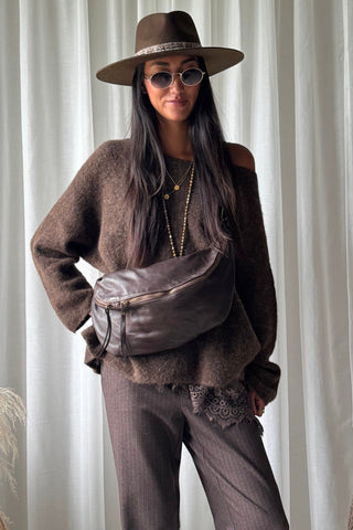 Large Crossbody nahkalaukku, coffee
