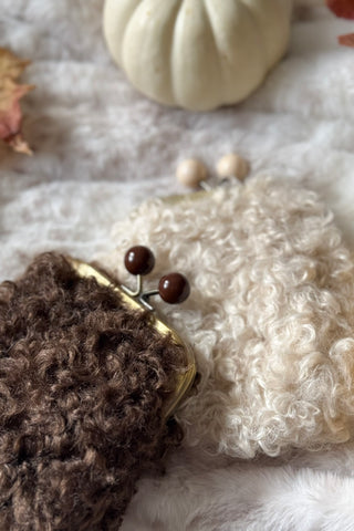 Livia pouch, dark brown