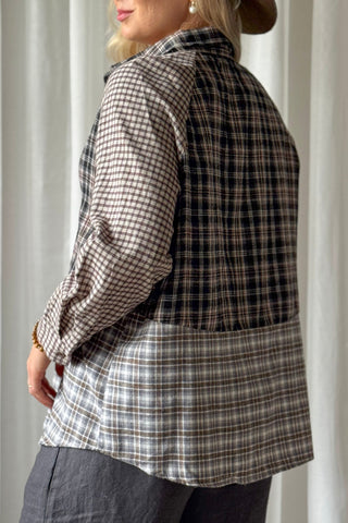 Checkered flannel shirt, brown
