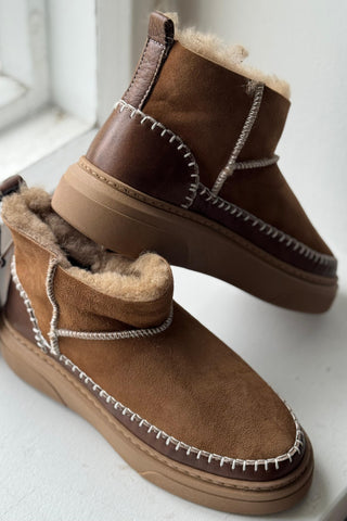 Suvi bootsit, tan
