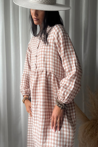 Editha pellavamekko, pepperosa check