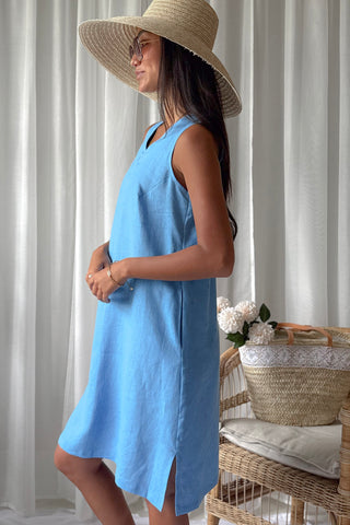 Less is More v-neck linen dress, heavenly blue