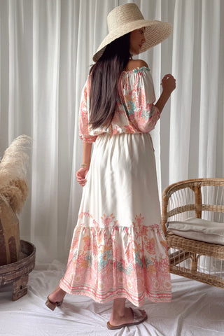 Nikki silkkiviskoosimekko, magic villa light pink
