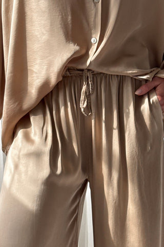 Satin Love satiinihousut, caramel